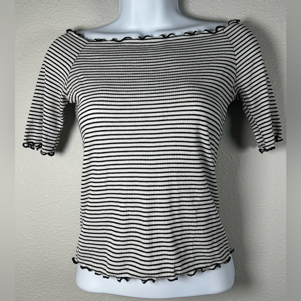 Caution To The Wind Womens Black/White Striped Ribbed Crop Top Size XS